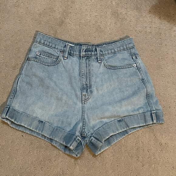 Gap High Rise Jean Shorts, Size 27, Light Blue Wash - Picture 1 of 3